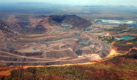 Rio Tinto Readies To Close Worlds Biggest Diamond Mine