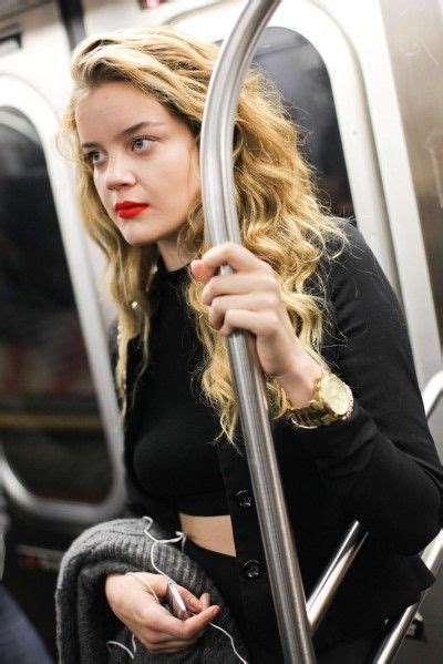 new york city subway street style nyc fashion runway fashion hair inspo hair inspiration