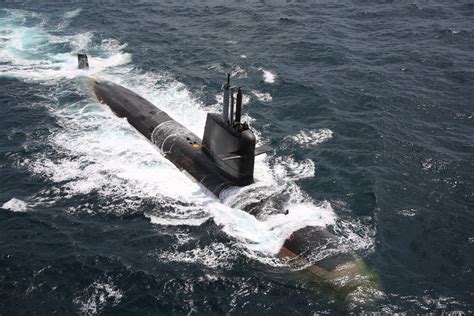 Submarine Fleet Of Indian Navy All You Need To Know Dde