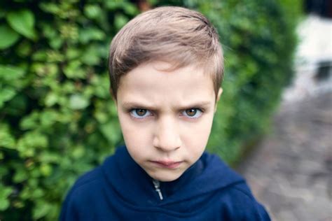 7 Ways To Help An Angry Child