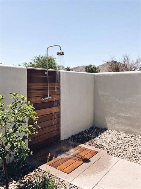 96 Beautiful Outdoor Shower Ideas And Smart Design Tips Cozy Home 101 In 2020 Outdoor Pool
