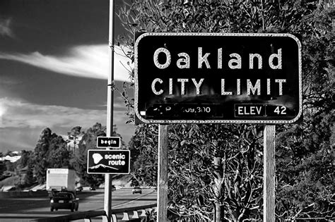 Community Photo Of The Week Oakland City Limit Oakland North