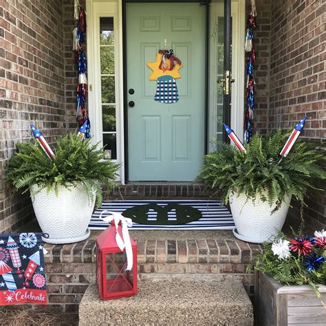 Patriotic Front Porch ⋆ Certified Celebrator With Brittany Young