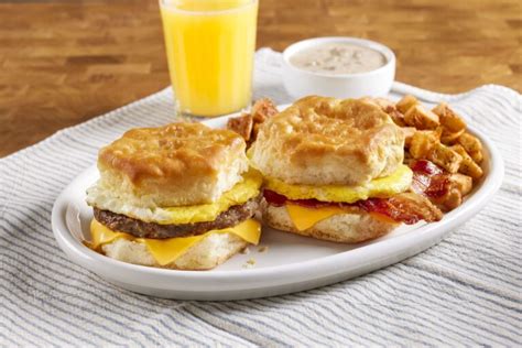 Bob Evans Restaurants Introduces New Buttermilk Biscuit Breakfast