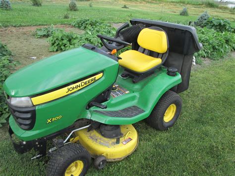 2011 John Deere X300 Lawn And Garden And Commercial Mowing John Deere