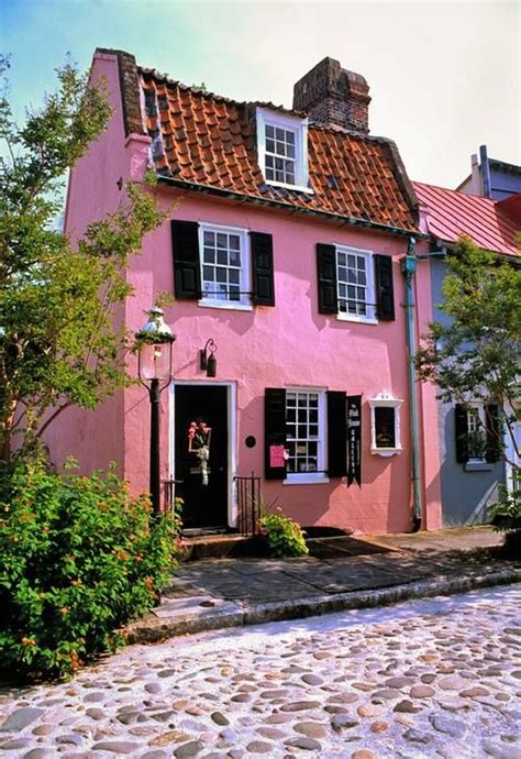Incredibly Cute Pink House Charleston Usa Pink Cottage Cozy
