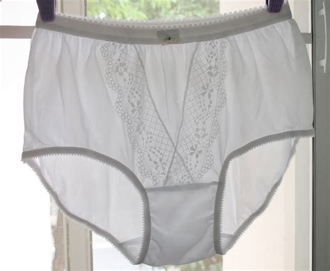 Lot Of 3 Classic And Vintage Style Lace Nylon Panties Womens Hip 40 42