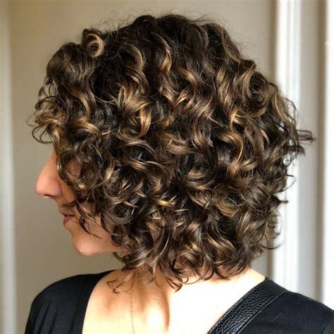 Curly Brown Bob With Golden Babylights Wavy Bob Hairstyles Curly