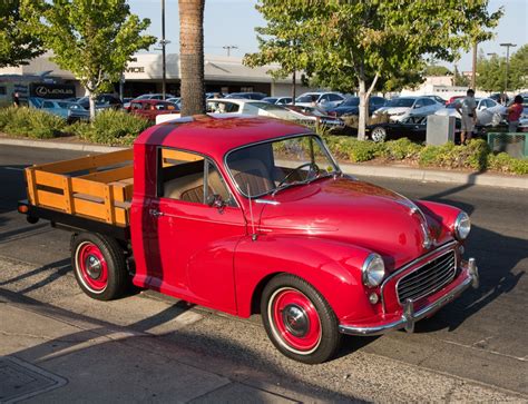 Gambar Kendaraan Bermotor Mobil Antik Sedan Klasik Sacramento