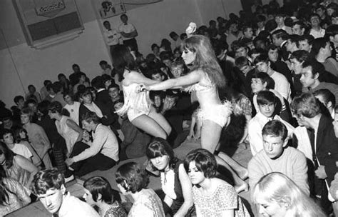 la ago go the music and club scene in l a part1 1960 1966 gogo dancer go go dancing go go