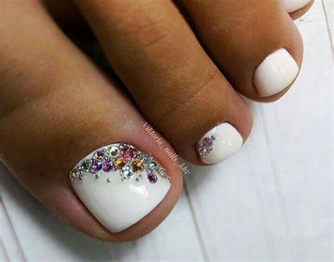 White Rhinestone ToeNails Pretty Toe Nails Cute Toe Nails Fancy Nails