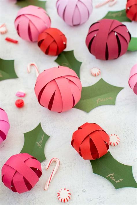 10 Pretty Paper Christmas Decorations You Can Make The Budget Decorator