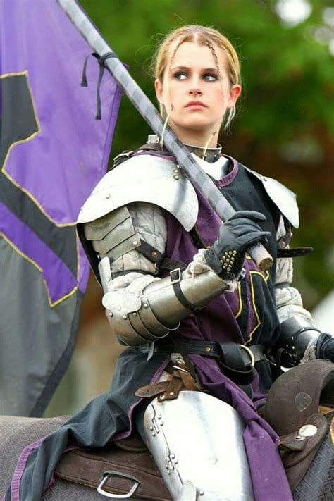 Pin By G Yeti On Warrior Women Female Knight Warrior Woman Female Armor
