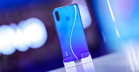 It doesn't say so in specs tho. Huawei Nova 4e is official. Here are its price, specs ...