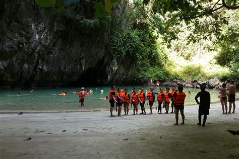 Tham Morakot Emerald Cave