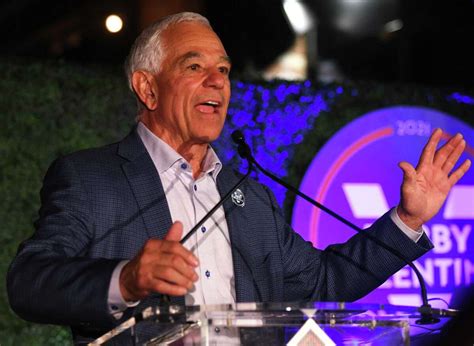 Whats Next For Bobby Valentine After Stamford Mayoral Defeat Divorce