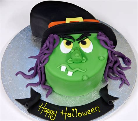 I Love This Witch Cake It Makes Me Think Of Grotbags And Is Perfect