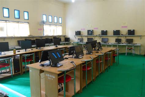 Desain Lab Komputer Sekolah Sekolahan