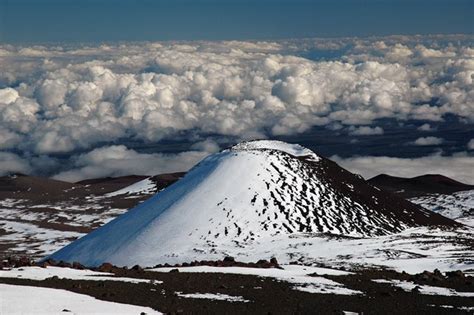 Volcanoes Mount Kelimutu Indonesia Mauna Kea Hawaii — Steemit