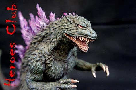 Small parts might be hazardous for very young fans. Godzilla 2000 Millennium 30 CM Scale Figure Statue (Sold Out)