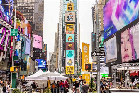 Nft Nyc Advertising Times Square Prime Digital Options Inspiria Outdoor Advertising