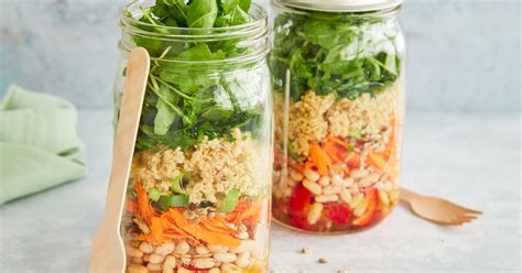 Salat Im Glas Einfaches Rezept Zum Mitnehmen Fürs Büro Eatbetterde