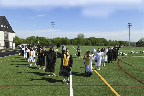 La 2020 Graduation A Story In Photos Lincoln Academy