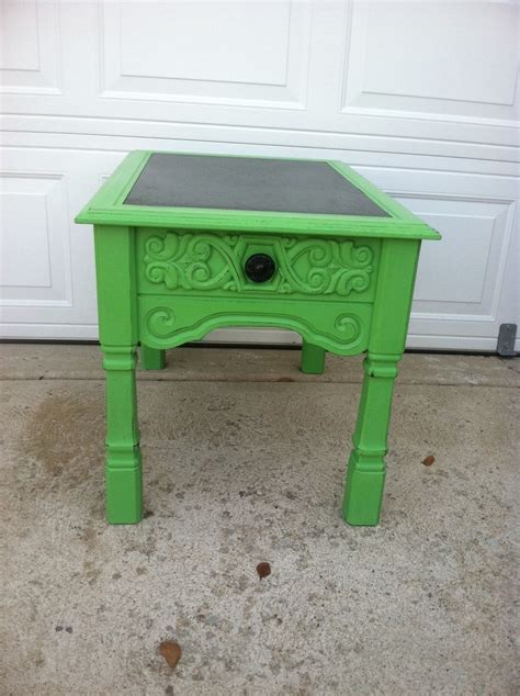 Enchanted end tables | country chic paint blog. a wee Meenit: Mersman end table redo
