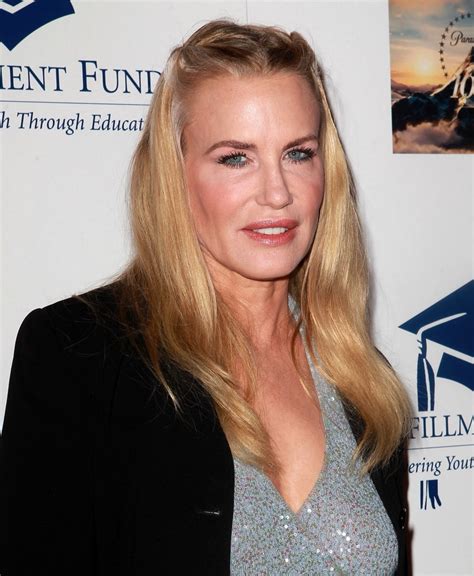Daryl Hannah Picture 19 The Fulfillment Funds Stars 2012 Benefit