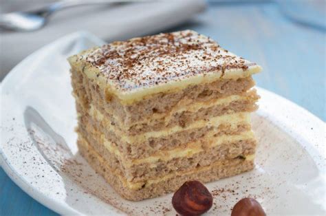 Jetzt ausprobieren mit ♥ chefkoch.de ♥. Esterházy-Schnitten - Rezept | Rezept | Kuchen und torten ...