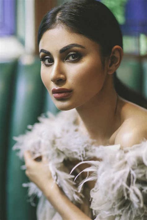 35 Hot Half Nude Pictures Of Mouni Roy That Will Drive You Crazy Music Raiser