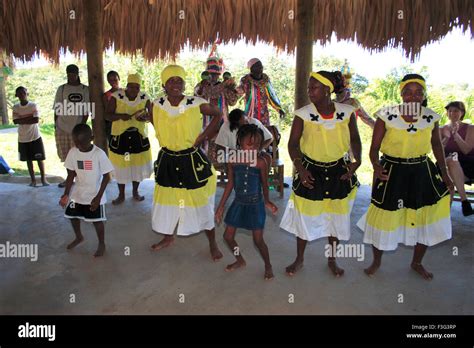Villagers Doing Folk Dance Roatan Island Country Honduras Stock