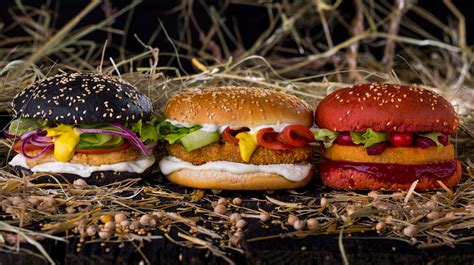 Burger Kings Halloween Whopper Has An Unexpected Ingredient