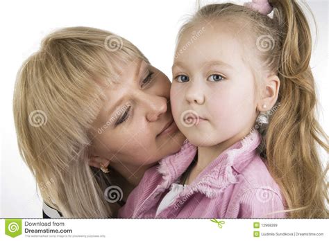 Moeder En Dochter Stock Afbeelding Image Of Blond Kind 12968289