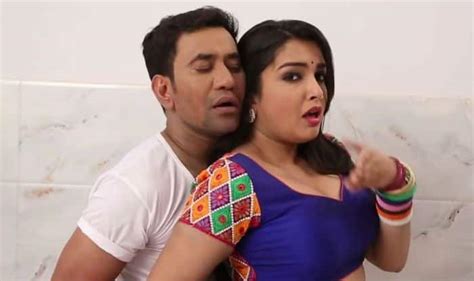 bhojpuri hot rumoured couple amrapali dubey and nirahua s throwback song phagua mein fatata