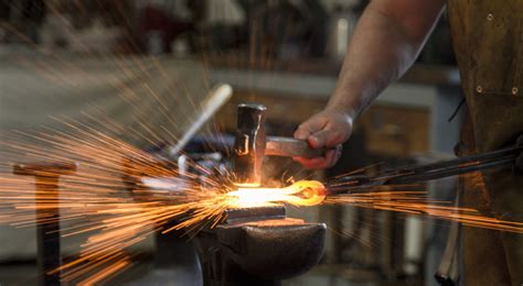 Forge welding is one of the basic techniques for metal joining in blacksmithing. What is Forge Welding and How it Works? - The Welding Master