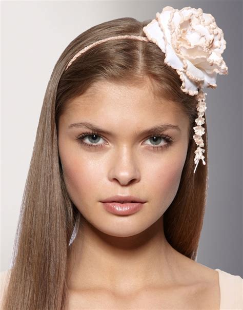 Fascinator Straight Prom Hair Straight Hairstyles Classy Hairstyles