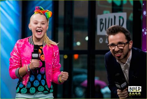 Jojo Siwa Hypes Up My World Nickelodeon Special In Nyc Photo