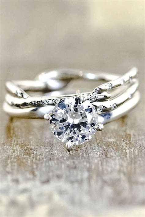 39 Timeless Classic And Simple Engagement Rings Traditional