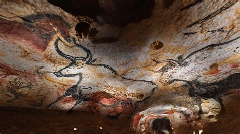 Lascaux Cave Painting Bing Wallpaper Download