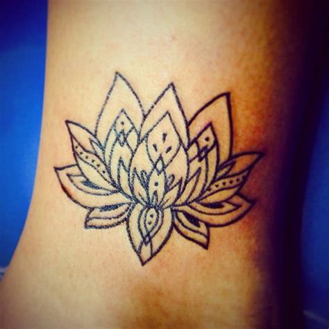 55 Pretty Lotus Tattoo Designs For Creative Juice