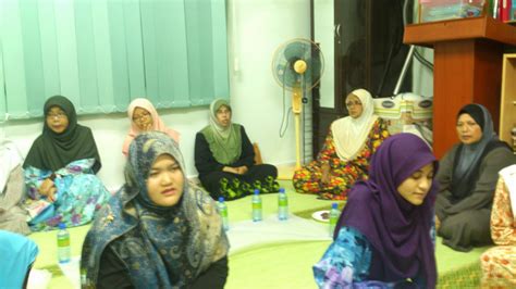 جامعة في كوالا سلاغور، ماليزيا (ar); IMSA - MBBS KUIN (MEDIC INSANIAH): Iftar di rumah Encik ...