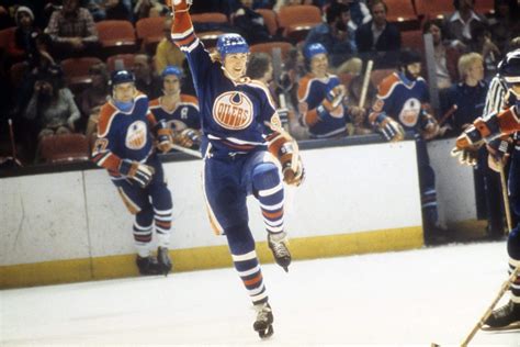 Before Wayne Gretzky Was ‘the Great One He Made People In