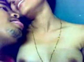 Cute Kerala Aunty S Boobs And Pussy Show Captured By Her