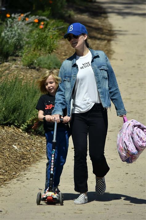 Olivia Wilde takes her kids to the park in Los Angeles