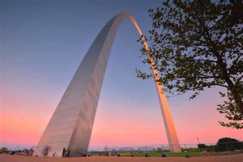 21 Amazing Landmarks In Missouri To See In 2024