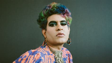 Alok Vaid Menon Finds Beauty Beyond Gender The New York Times
