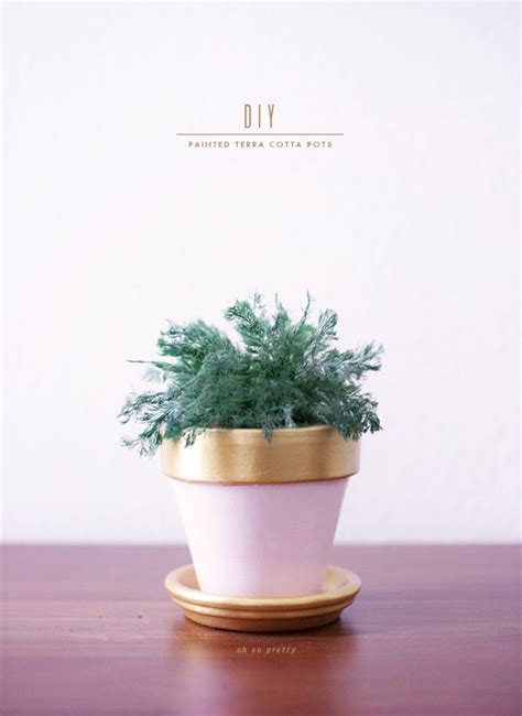 You will also find them plentiful at garden stores and adorning a luscious garden or patio overflowing with flowers. 24 Adorable Ways To Decorate Terracotta Pots | Painted ...