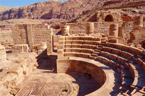 Explore The Fascinating History Of Petra A Once Lost City Thats Now A