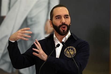 confirmaron que nayib bukele renunciará a fin de año para saltar la prohibición constitucional y